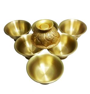 Brass lotus design offering bowl (L)(7pcs a set)