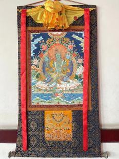 Assorted 〝Green Tara〝 thanka with brocade